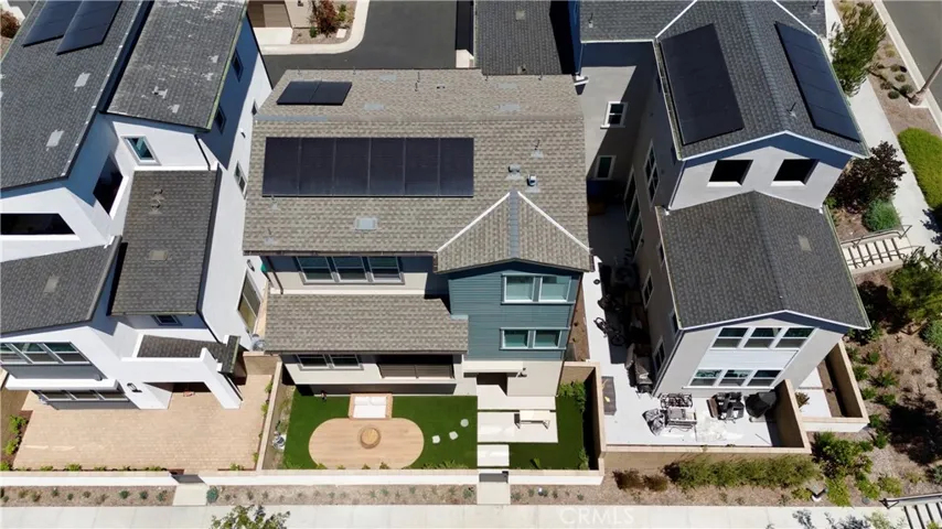 Detached home with Designer Yard