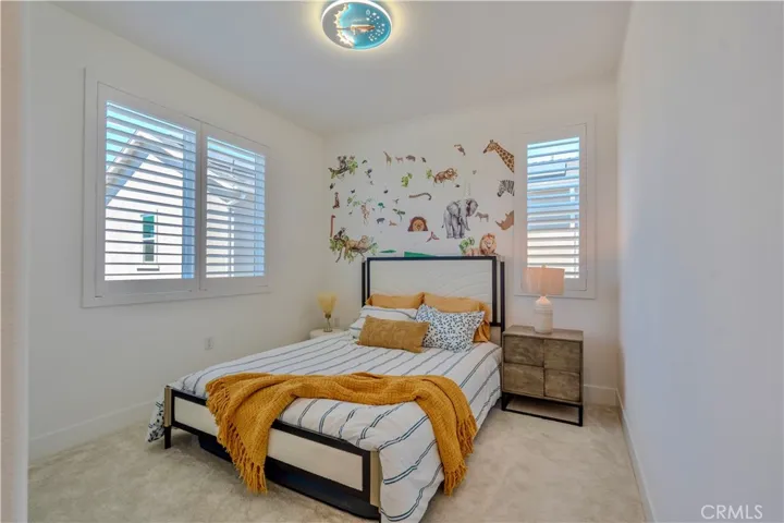 426 Lobata, Irvine, California 92618