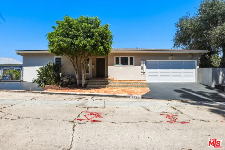 2525 Ivanhoe Drive, Los Angeles, California 90039