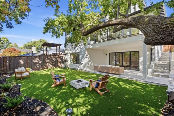 2540 Howard Avenue, San Carlos, California 94070