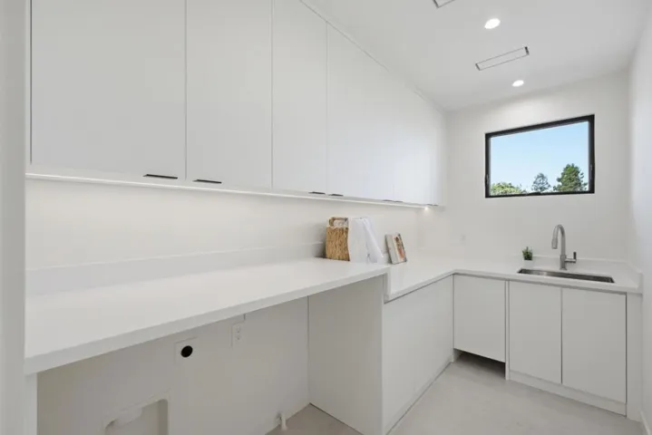 2540 Howard Avenue, San Carlos, California 94070