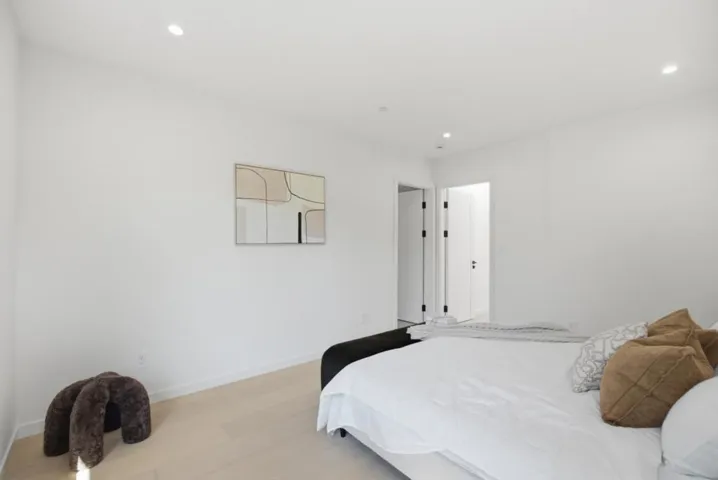 2540 Howard Avenue, San Carlos, California 94070
