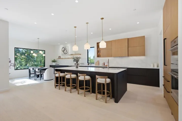 2540 Howard Avenue, San Carlos, California 94070