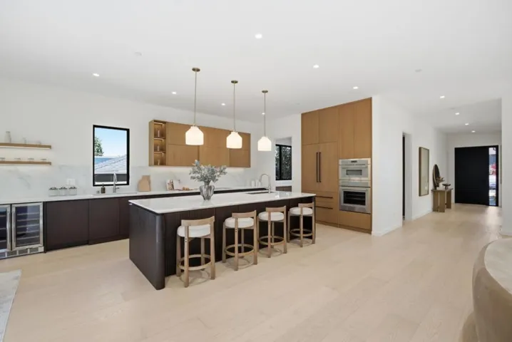 2540 Howard Avenue, San Carlos, California 94070