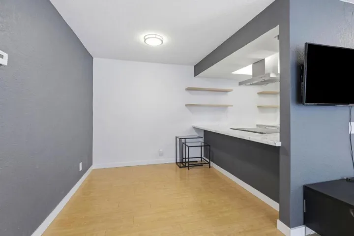 250 River Street 220, Santa Cruz, California 95060