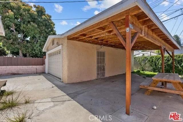 5600 Smiley, Los Angeles, California 90016