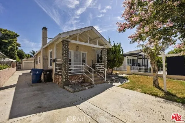 5600 Smiley, Los Angeles, California 90016