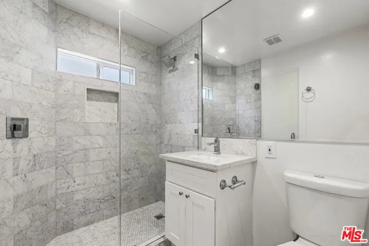 1233 N Harper Avenue 5, West Hollywood, California 90046