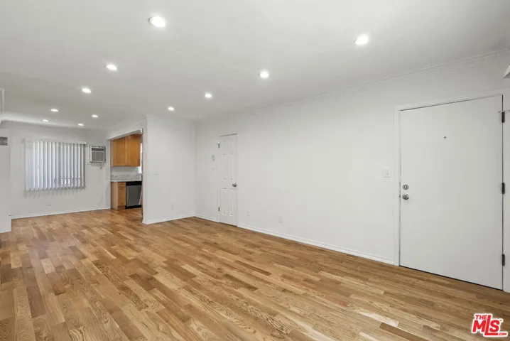 1233 N Harper Avenue 5, West Hollywood, California 90046
