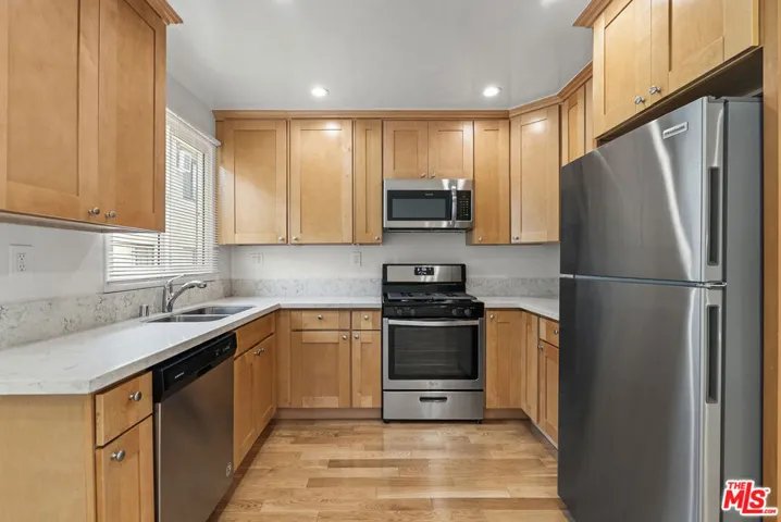 1233 N Harper Avenue 5, West Hollywood, California 90046