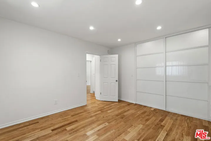 1233 N Harper Avenue 5, West Hollywood, California 90046