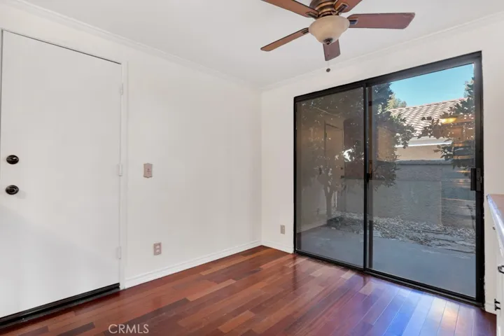 905 Thistlegate, Oak Park, California 91377