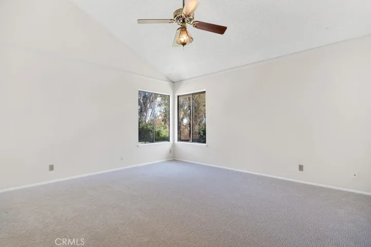 905 Thistlegate, Oak Park, California 91377