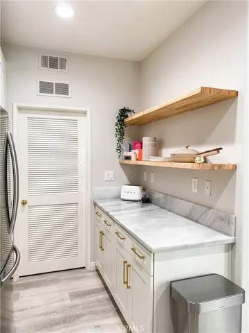151 Islington, Irvine, California 92620