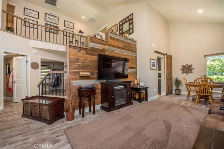 1791 Moccasin Trail Circle, Corona, California 92882