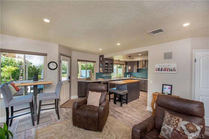 1791 Moccasin Trail Circle, Corona, California 92882