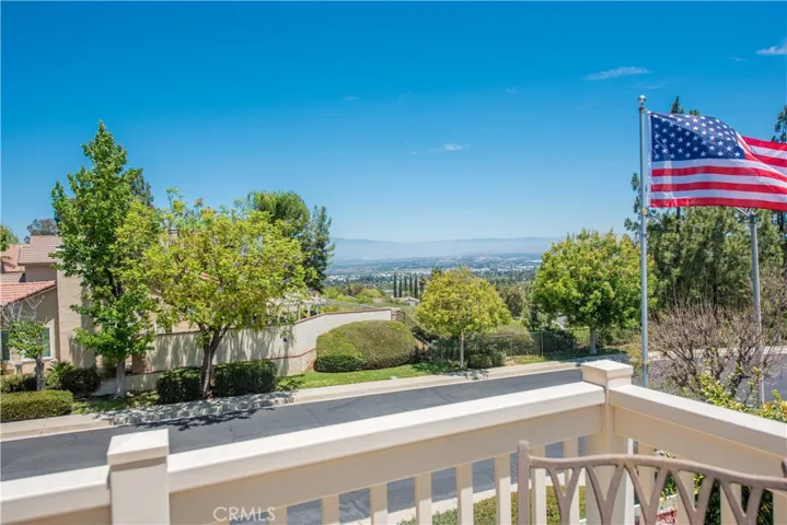 1791 Moccasin Trail Circle, Corona, California 92882