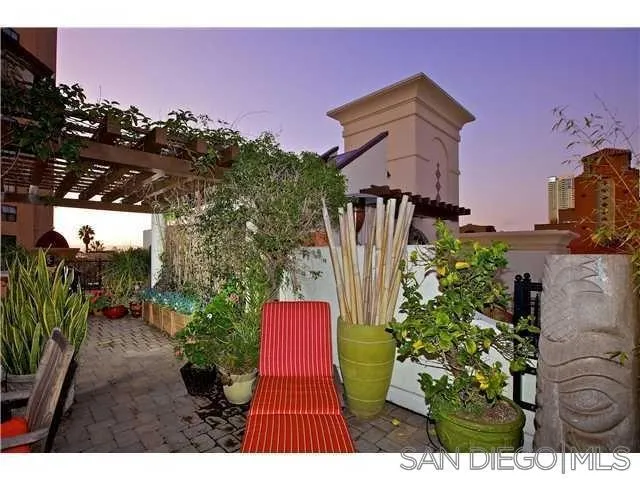 744 W Harbor Dr., San Diego, California 92101