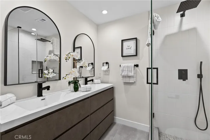 5506 Forest Cove, Agoura Hills, California 91301
