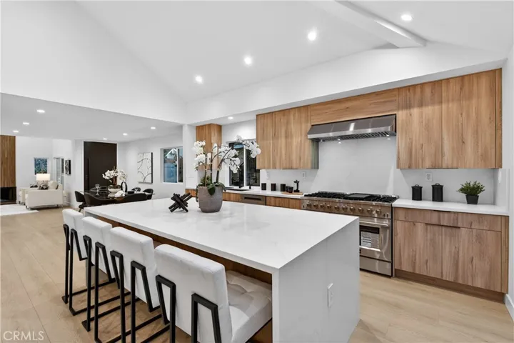 5506 Forest Cove, Agoura Hills, California 91301