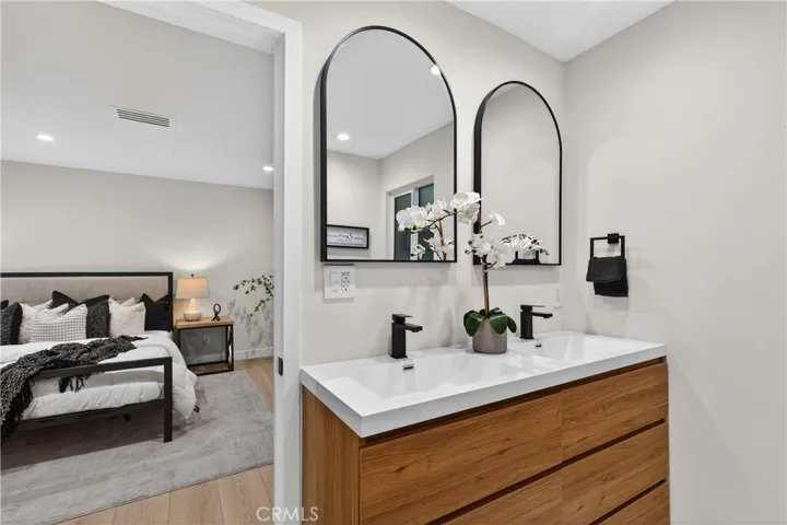 5506 Forest Cove, Agoura Hills, California 91301