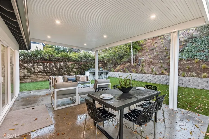 5506 Forest Cove, Agoura Hills, California 91301