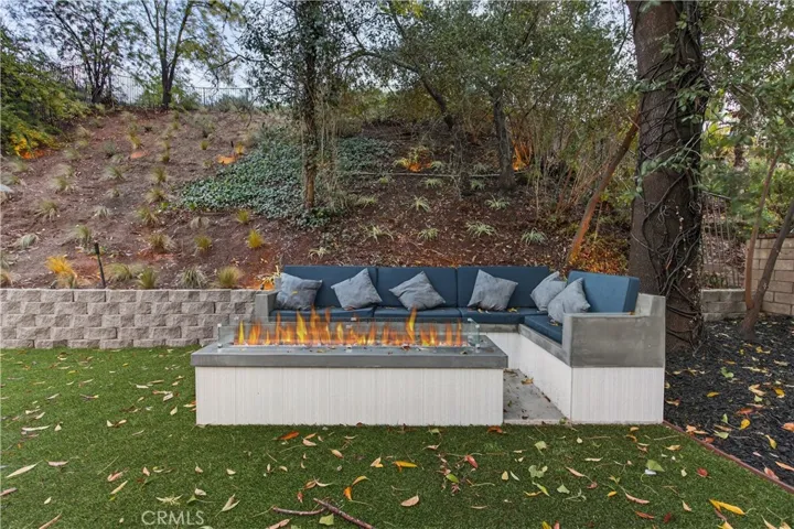 5506 Forest Cove, Agoura Hills, California 91301