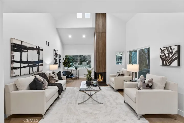 5506 Forest Cove, Agoura Hills, California 91301