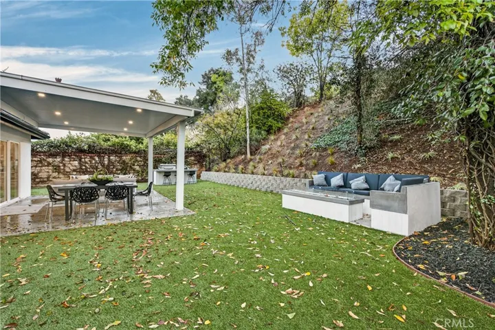 5506 Forest Cove, Agoura Hills, California 91301