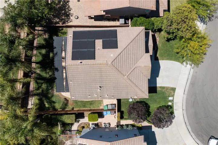 Aerial View Showcasing The Home's Spacious Lot And Cul-De-Sac Location