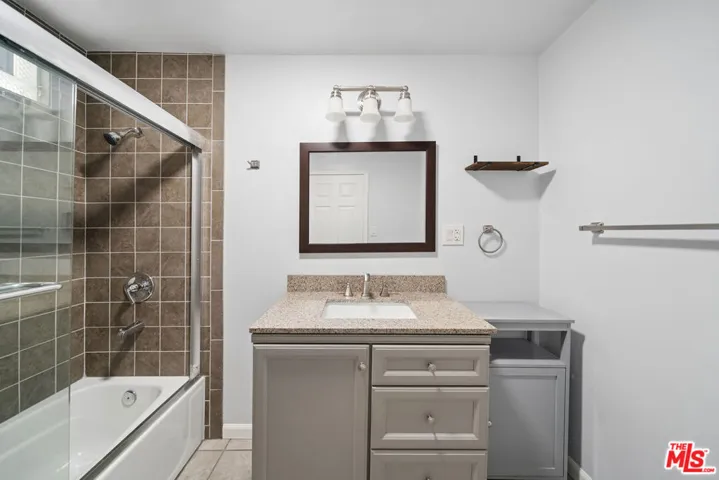 1543 W 23rd Street, Los Angeles, California 90007