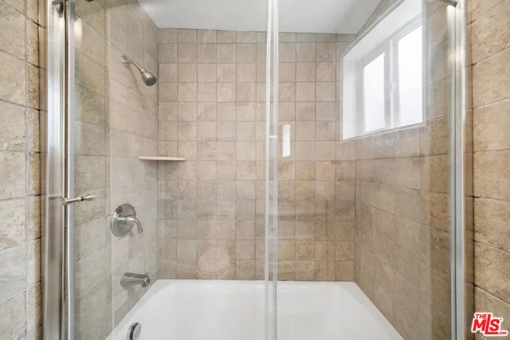 1543 W 23rd Street, Los Angeles, California 90007