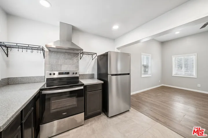 1543 W 23rd Street, Los Angeles, California 90007