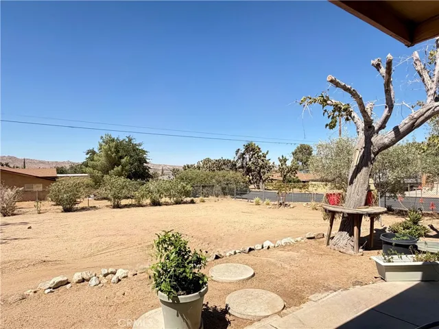 56662 El Dorado, Yucca Valley, California 92284
