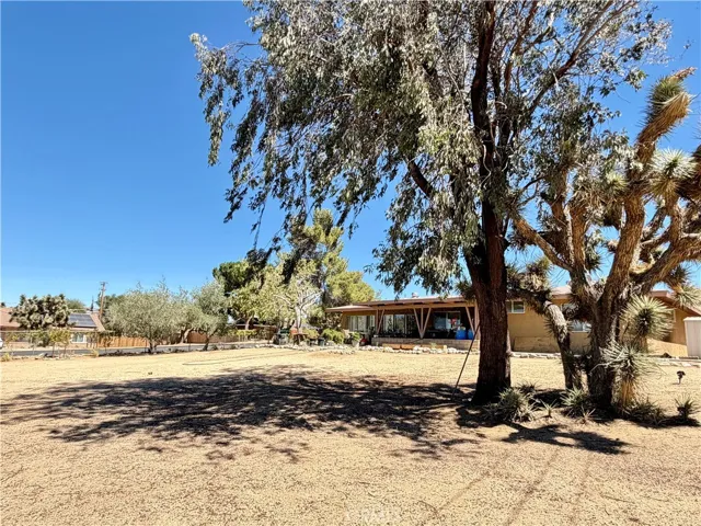 56662 El Dorado, Yucca Valley, California 92284