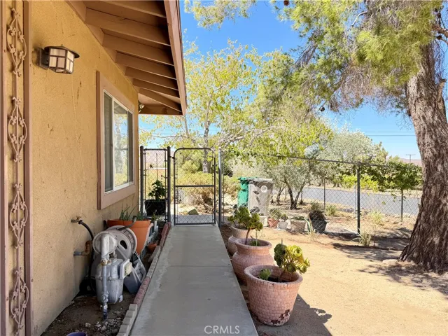 56662 El Dorado, Yucca Valley, California 92284