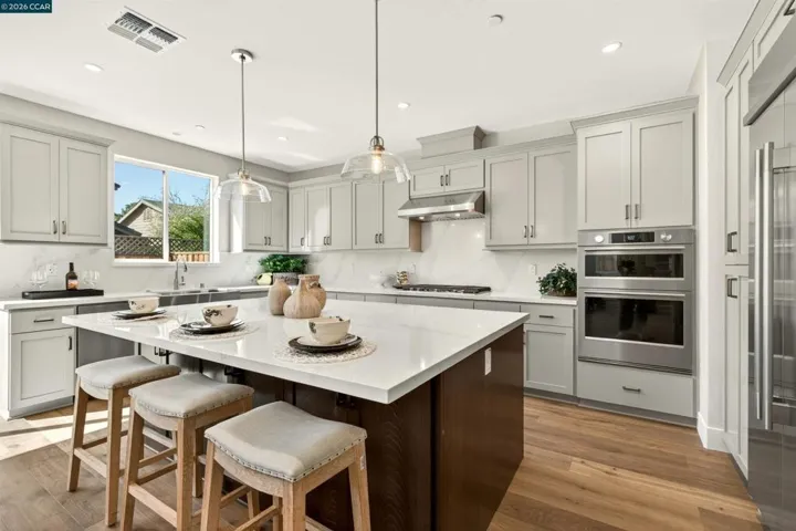 2201 Vandeleur Drive, Napa, California 94558