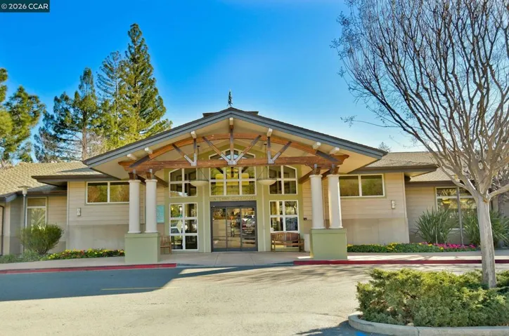 Gateway Clubhouse