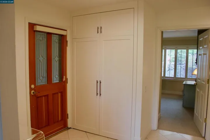 2100 Skycrest Drive 10, Walnut Creek, California 94595