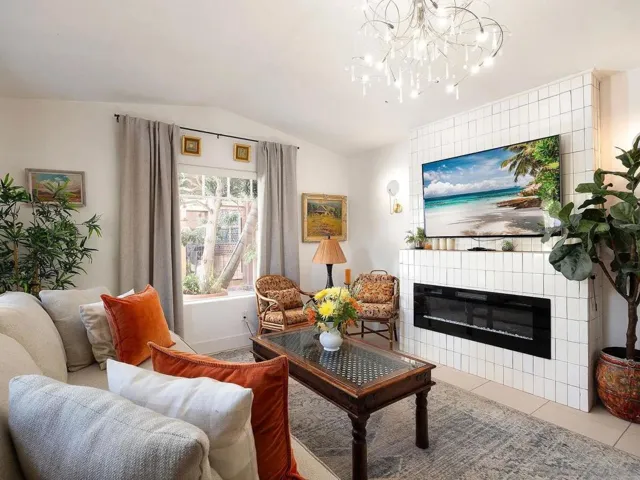 3838 Kettner Blvd, San Diego, California 92110