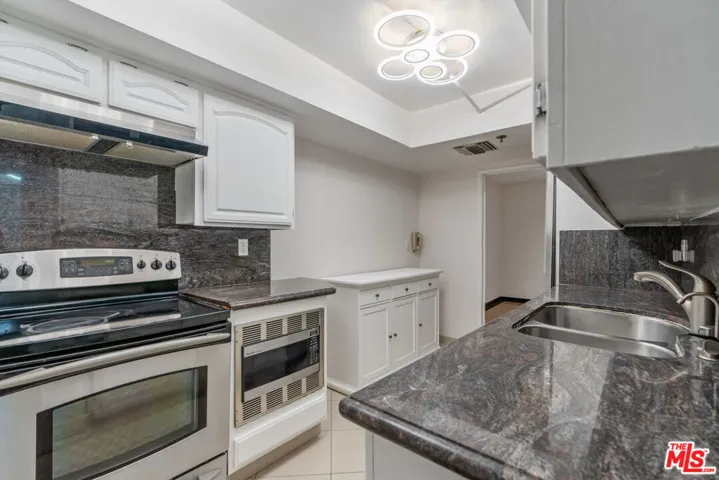 10660 Wilshire Boulevard 703, Los Angeles, California 90024