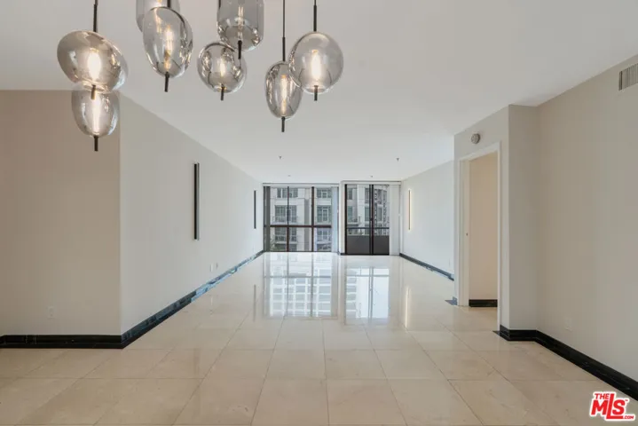 10660 Wilshire Boulevard 703, Los Angeles, California 90024