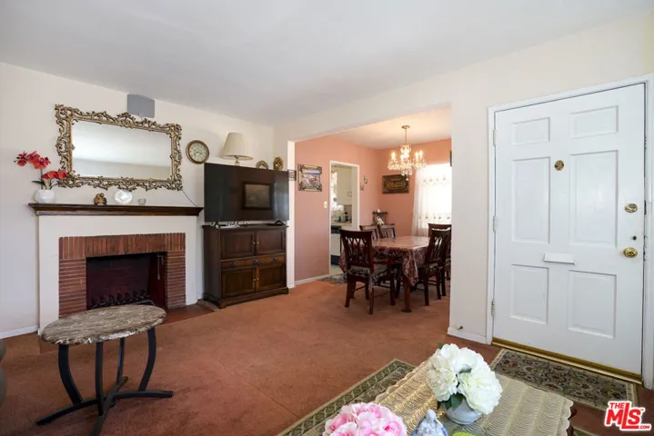 4831 W 121st Street, Hawthorne, California 90250