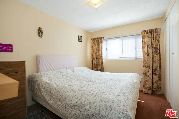 4831 W 121st Street, Hawthorne, California 90250