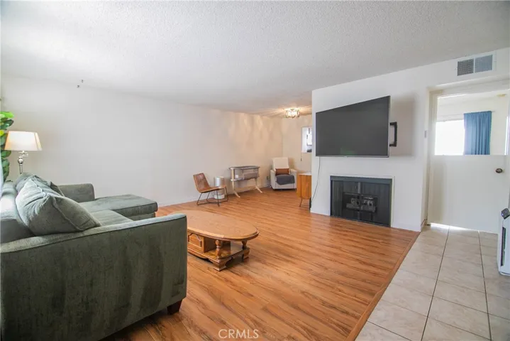 639 E Olive, Burbank, California 91501