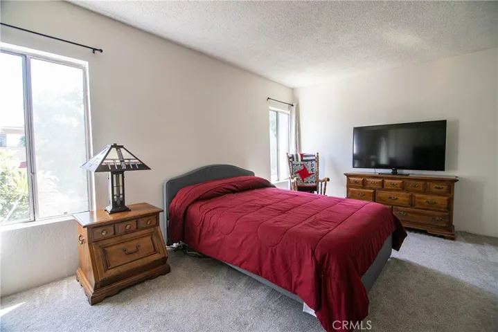 639 E Olive, Burbank, California 91501