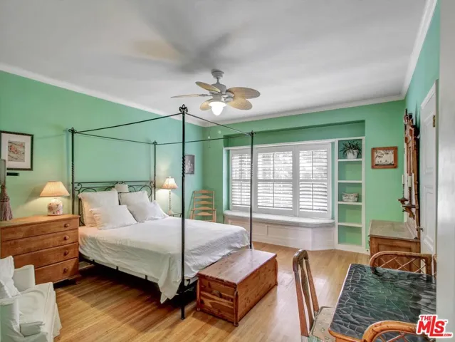 1327 N Hayworth Avenue, West Hollywood, California 90046