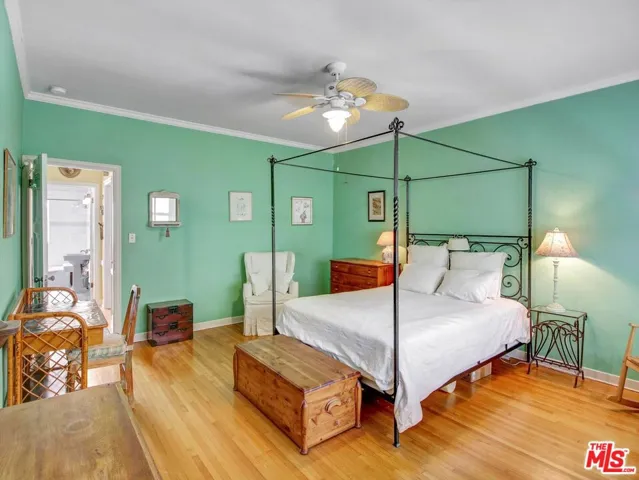 1327 N Hayworth Avenue, West Hollywood, California 90046