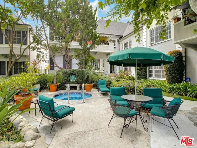 1327 N Hayworth Avenue, West Hollywood, California 90046