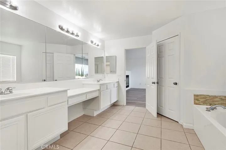 13957 Katelyn Street, Hesperia, California 92345